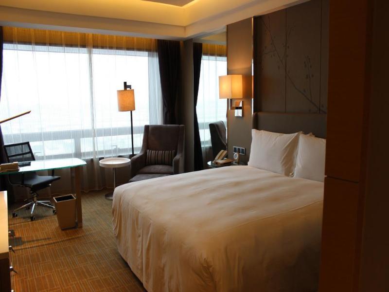 Boyue Shanghai Hongqiao Airport Hotel - Air China Екстер'єр фото